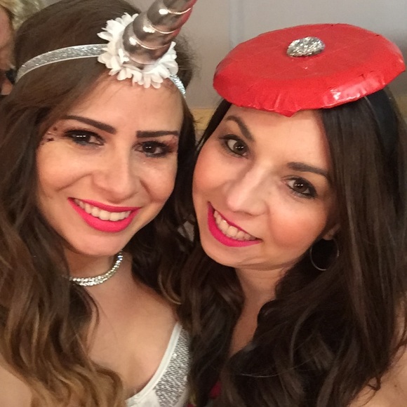 Meet your Posher, Lacy - Picture 4 of 6